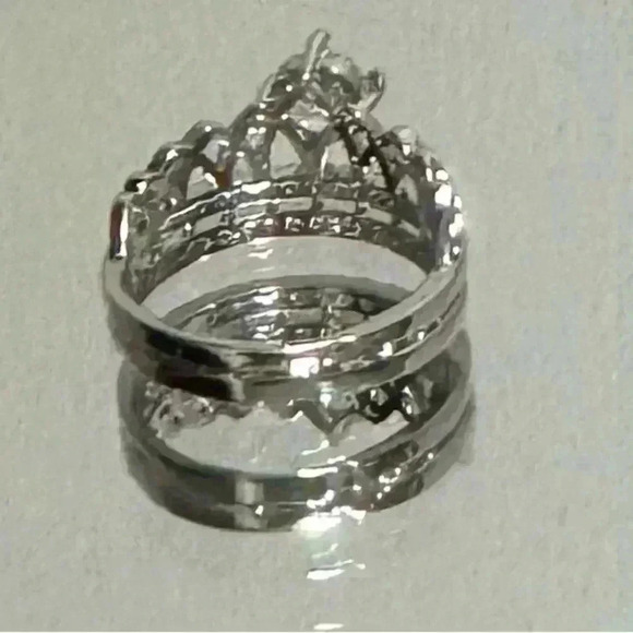 FREE 🆕 Piatella crown ring, 1/2 carat cut, accents, 14k white gold plated - Picture 3 of 16